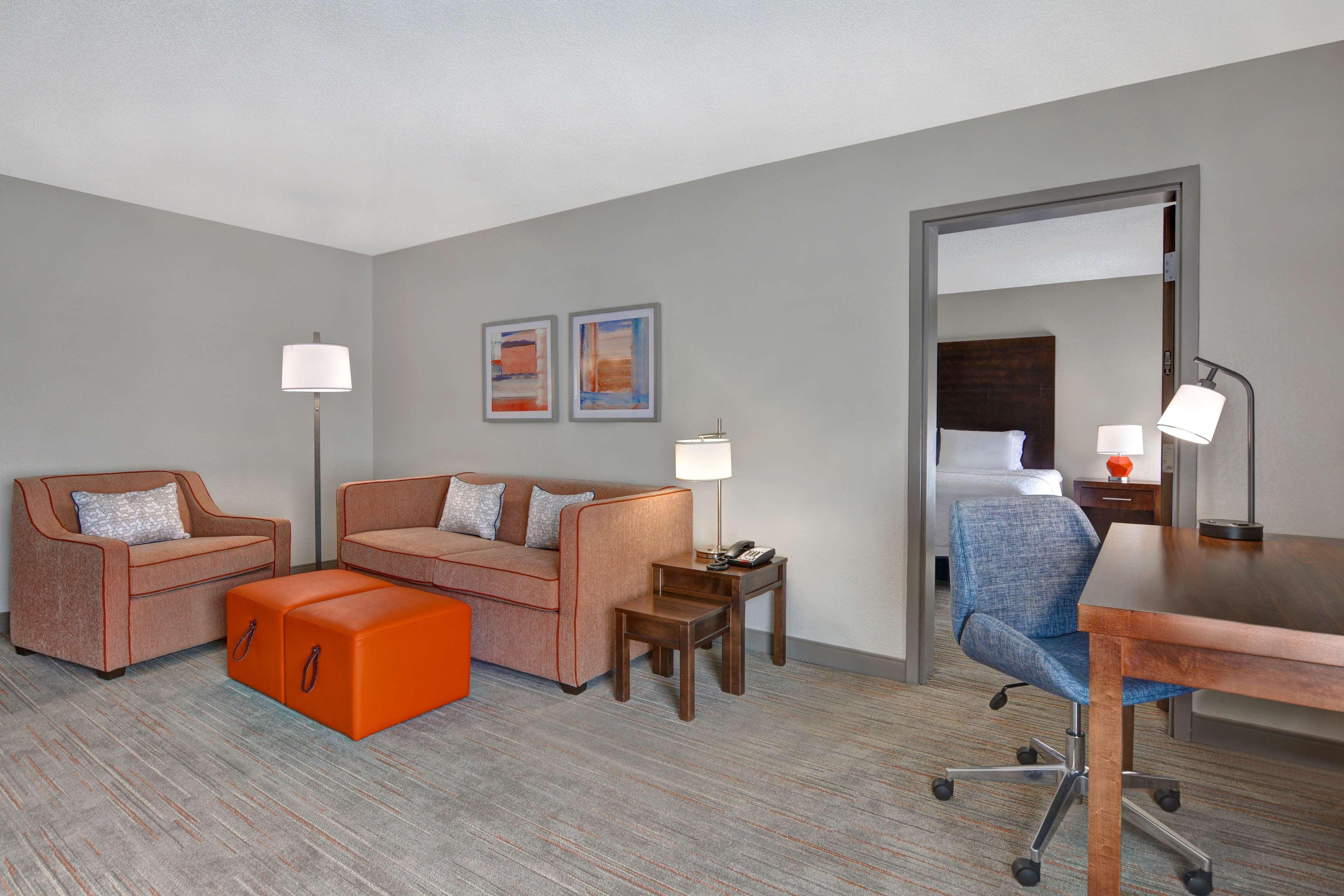Hampton Inn Greenwood Exterior photo